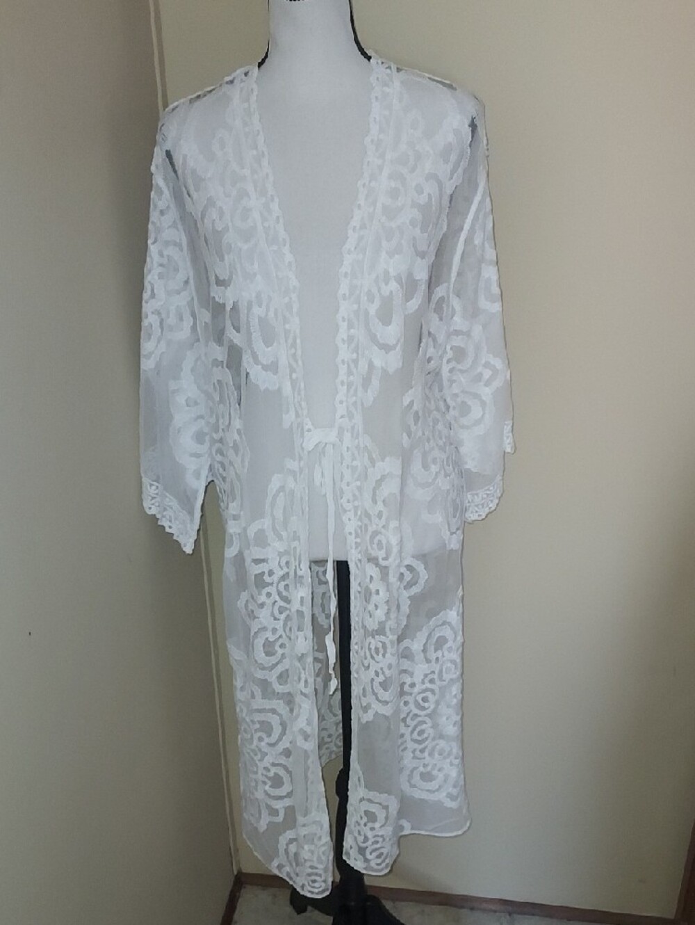 Elegant White Sheer Lace Kimono Robe with Tie Closure